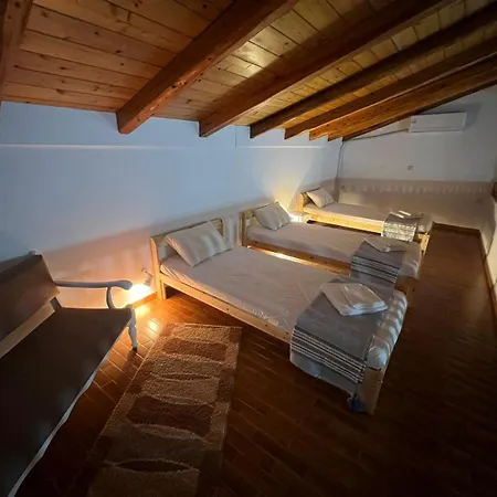 Evgenia Apartment *